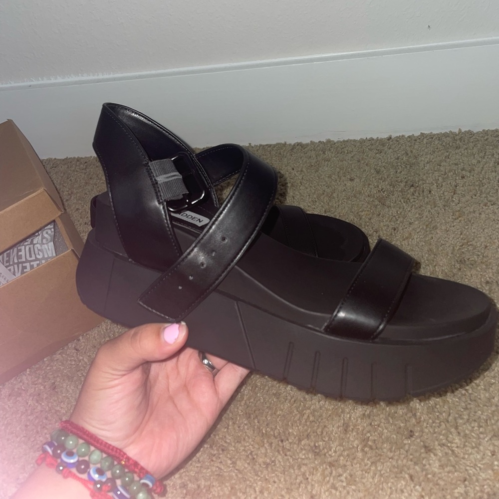 Black Steve madden sandals never worn
